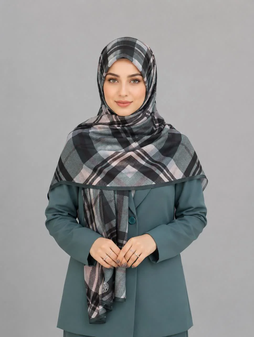 روسری نخی قواره 140 سی تو کد X18