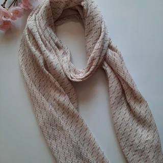 شال برشکا منگوله دار طرح خطی کد A12
