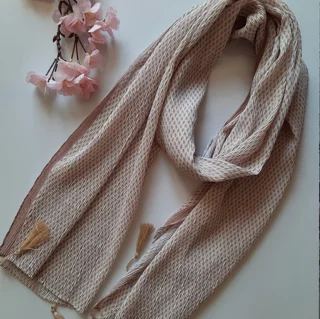 شال برشکا منگوله دار طرح شطرنجی کد A09